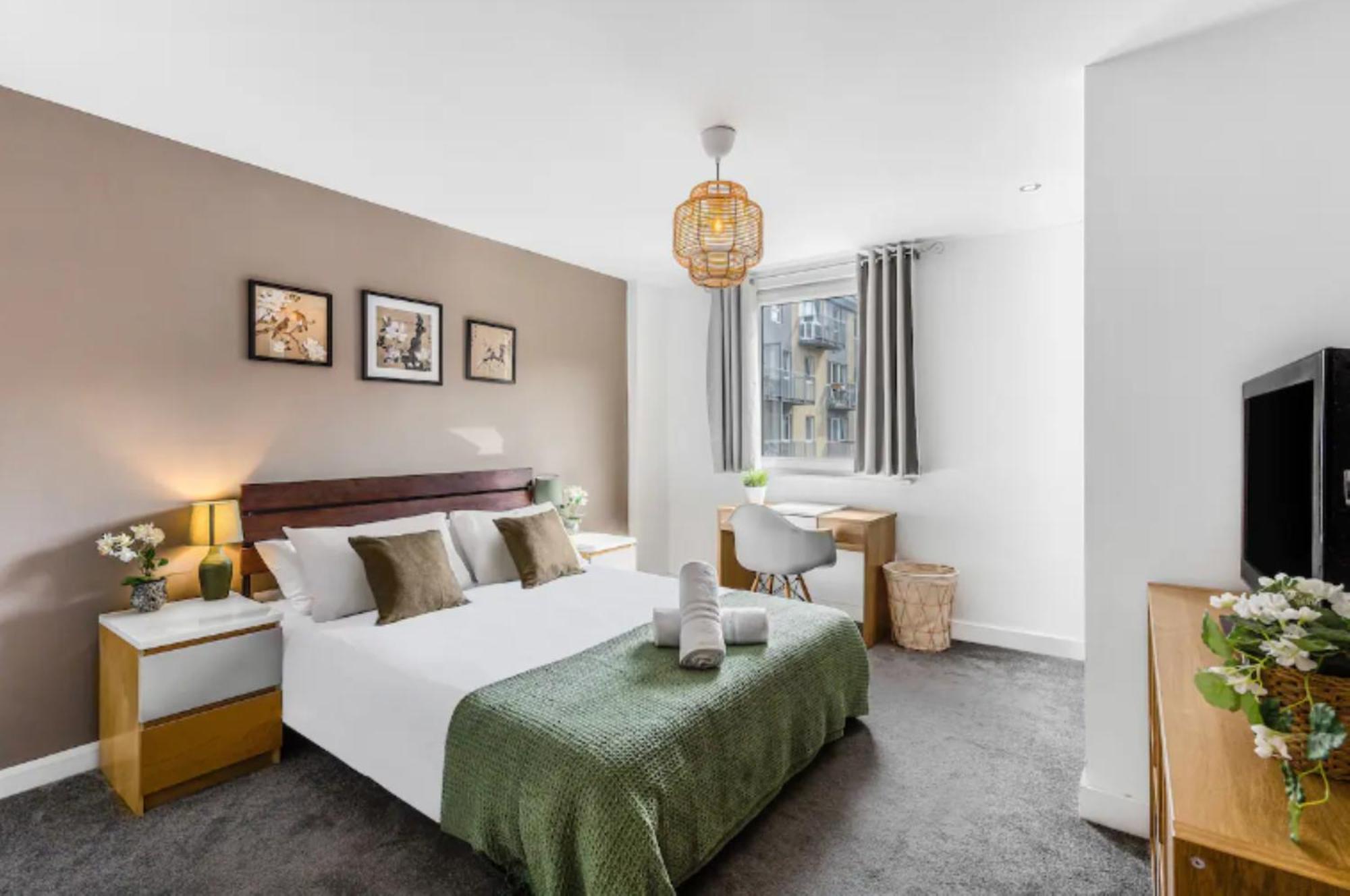 Oriental Suite 2 Bed 2 Bath Netflix And Free Parking, Games- Maihom เบอร์มิงแฮม ภายนอก รูปภาพ