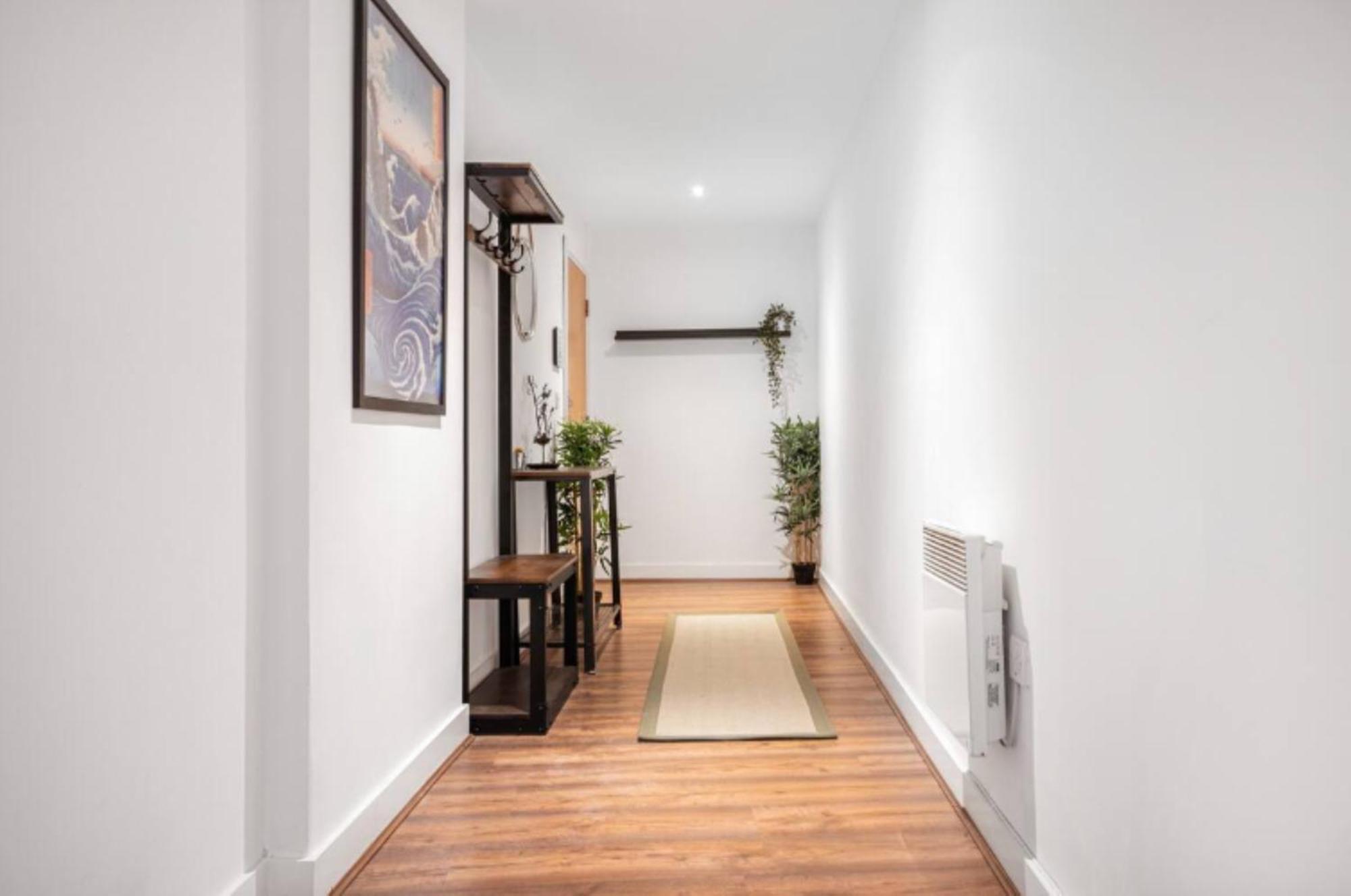 Oriental Suite 2 Bed 2 Bath Netflix And Free Parking, Games- Maihom เบอร์มิงแฮม ภายนอก รูปภาพ