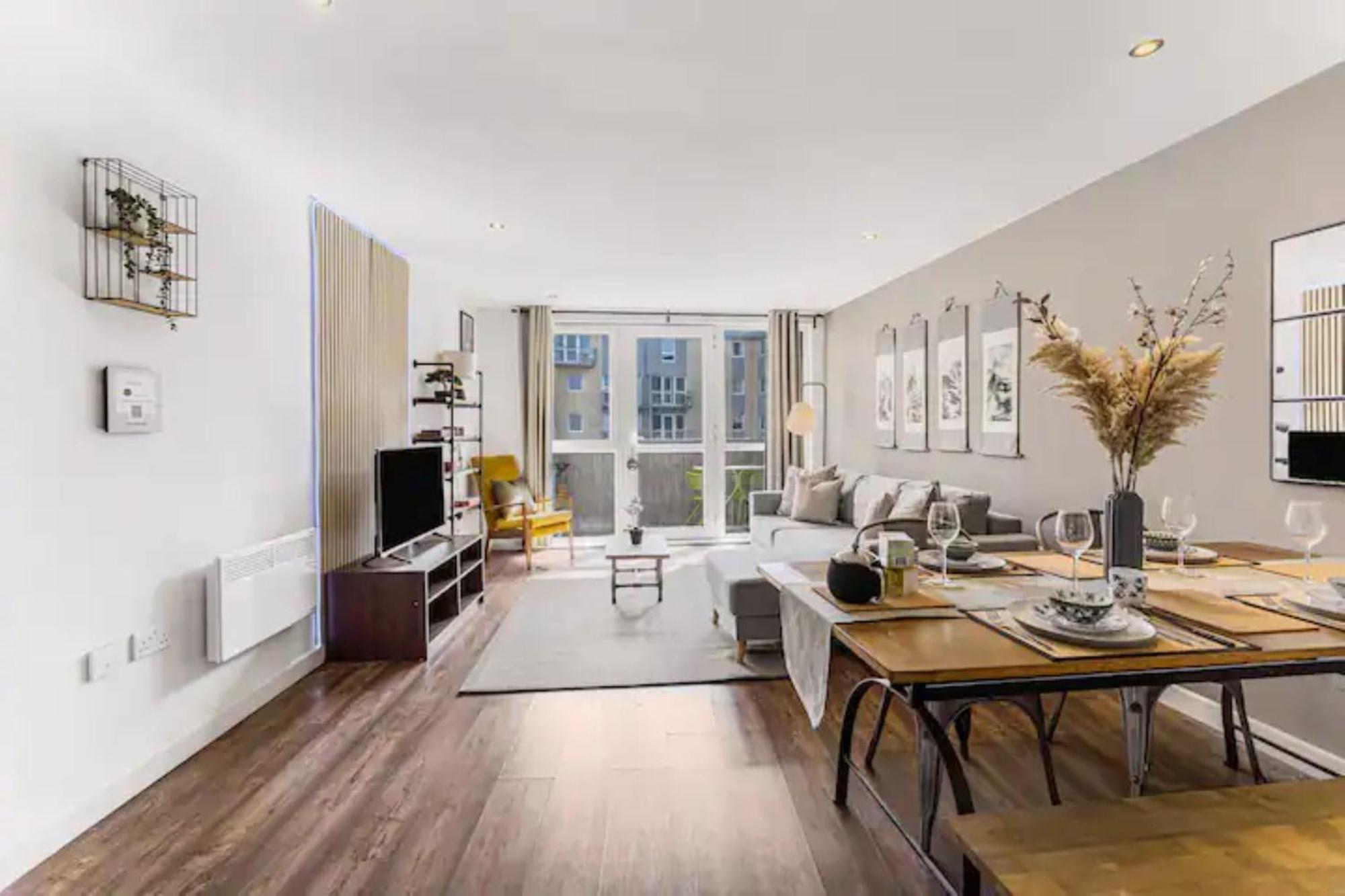 Oriental Suite 2 Bed 2 Bath Netflix And Free Parking, Games- Maihom เบอร์มิงแฮม ภายนอก รูปภาพ